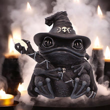 Charger l&#39;image dans la galerie, Asmoadeus Collectible Toad Figurine – 10cm Cult Cuties™ Gothic Ornament
