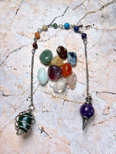 Laden Sie das Bild in den Galerie-Viewer, 28cm Clear Quartz Pendulum/Pendant on Chakra Chain with Interchangeable Stone Cage with 10 Healing Crystals-OsirisTradingUK
