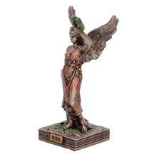 Laden Sie das Bild in den Galerie-Viewer, Nike Goddess of Victory Figurine Greek Mythology Statue Winged Deity Ornament
