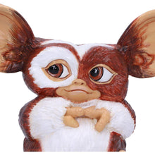 Laden Sie das Bild in den Galerie-Viewer, Gizmo 3D Glasses Figurine Gremlins Collectible Movie Gift Pop Culture Ornament
