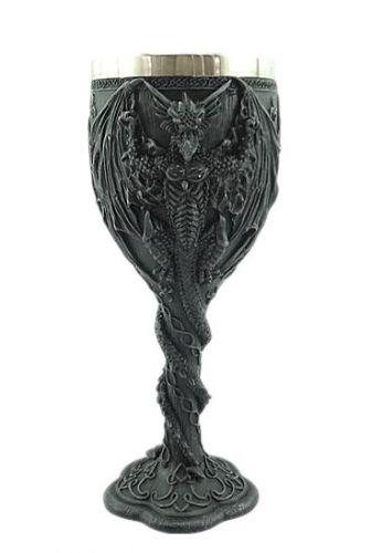 Calice en forme de dragon mystique - Design complexe en résine, verrerie gothique de 19 cm, objet de collection fantastique