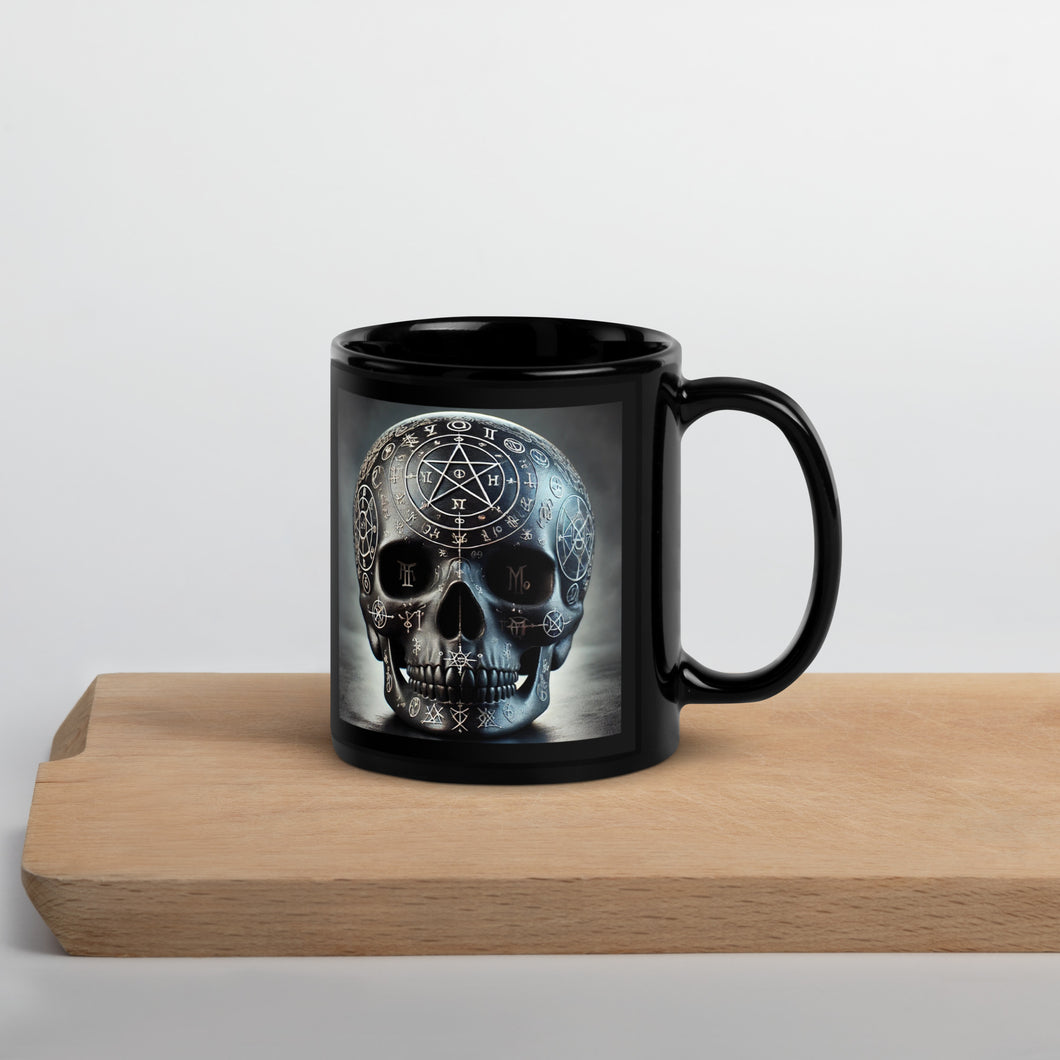 Mystischer Totenkopfbecher mit Totenkopfmotiv – Dekor mit Gothic-Hexerei-Symbol – Esoterisches okkultes Geschenk