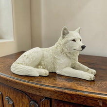 Load image into Gallery viewer, White Wolf Statue Arctic Figurine Wildlife Ornament Animal Collectible Decor
