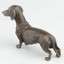 Laden Sie das Bild in den Galerie-Viewer, Dachshund Ornament Sausage Dog Figure Collectible Home Decor Pet Statue
