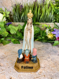 Our Lady of Fatima Resin Statue with Children, Hand-Painted Marian Figurine, Religious Art, Christian Decor, Spiritual Collectible
