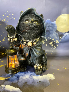 Black Cat in Robe Figurine with Lantern - Gothic Witch Resin Statue - Halloween Decor - Comical Cat Ornament