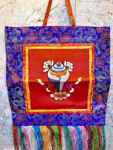 Tibetan Conch Shell Wall Banner, Authentic Brocade Silk & Cotton Hanging, Spiritual Meditation Decor, Sacred Symbol Art, 27x41cm-OsirisTradingUK