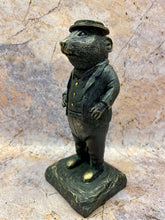 Load image into Gallery viewer, Charming Gentleman Rat Resin Figurine, 17.5cm – Quirky Garden Decor Statue, Whimsical Indoor/Outdoor Animal Character
