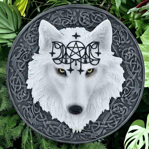 Mythical Wolf Wall Plaque Resin Celtic Knotwork, Mystical Home Decor, Spiritual Wall Art, Pagan Ornament, Enigmatic Wolf Design-OsirisTradingUK