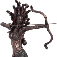 Laden Sie das Bild in den Galerie-Viewer, Medusa's Wrath Figurine Mythology Gothic Collectible Statue fantasy Art Decor Gift
