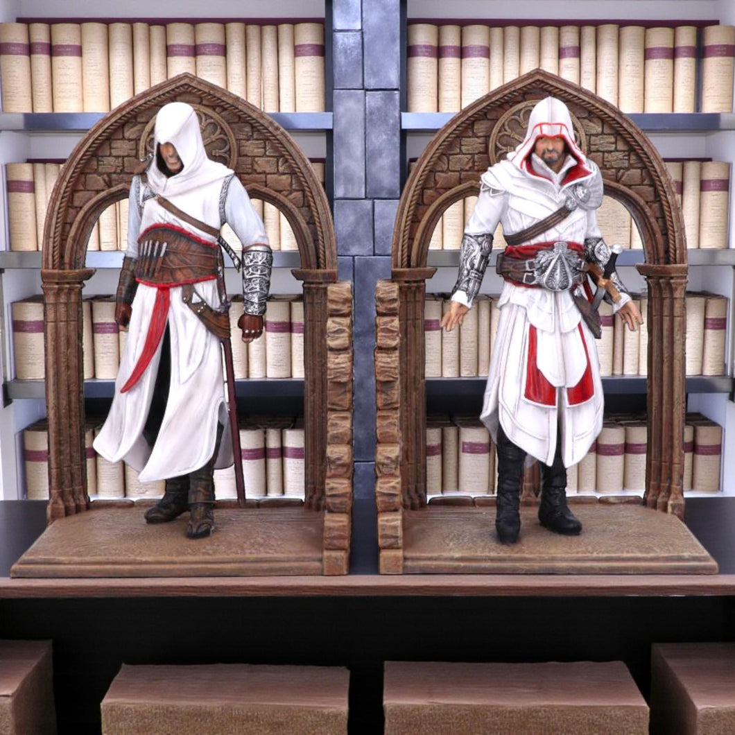 Assassin’s Creed Bookends Altaïr Ezio Figures Gamer Shelf Ornament Collectible