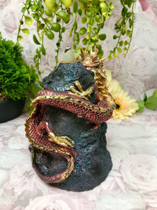 Dragon Guarding Crystal Cavern Red Colour Changing LED Light Up Cone Burner Geode Rock Lamp Crystal Fantasy Gift