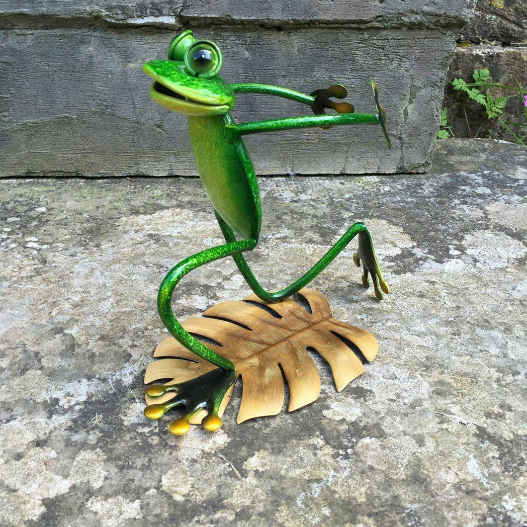 Green Metal Frog Wine Bottle Garden Kitchen Ornament Barbeque Area