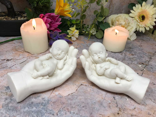 Pair of Beautiful Baby Angel Cherubs Resting in Hand Ornament Mothers Gift-Home, Furniture & DIY:Home Décor:Sculptures & Figurines-OsirisTradingUK