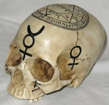 Mystic Skull Witchcraft Ocult Ornament Figure Present-OsirisTradingUK
