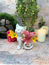 Laden Sie das Bild in den Galerie-Viewer, Adorable Fairy with White Cat Companion Sculpture Figurine Fantasy Fairies-OsirisTradingUK
