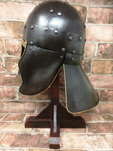 Charger l&#39;image dans la galerie, Fantasy Warrior Knight Helmet Display Ornament Medieval Style Armour-OsirisTradingUK
