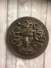 Laden Sie das Bild in den Galerie-Viewer, Bronze Effect Medusa Head Greek Mythology Wall Plaque Home Decoration Ornament-OsirisTradingUK
