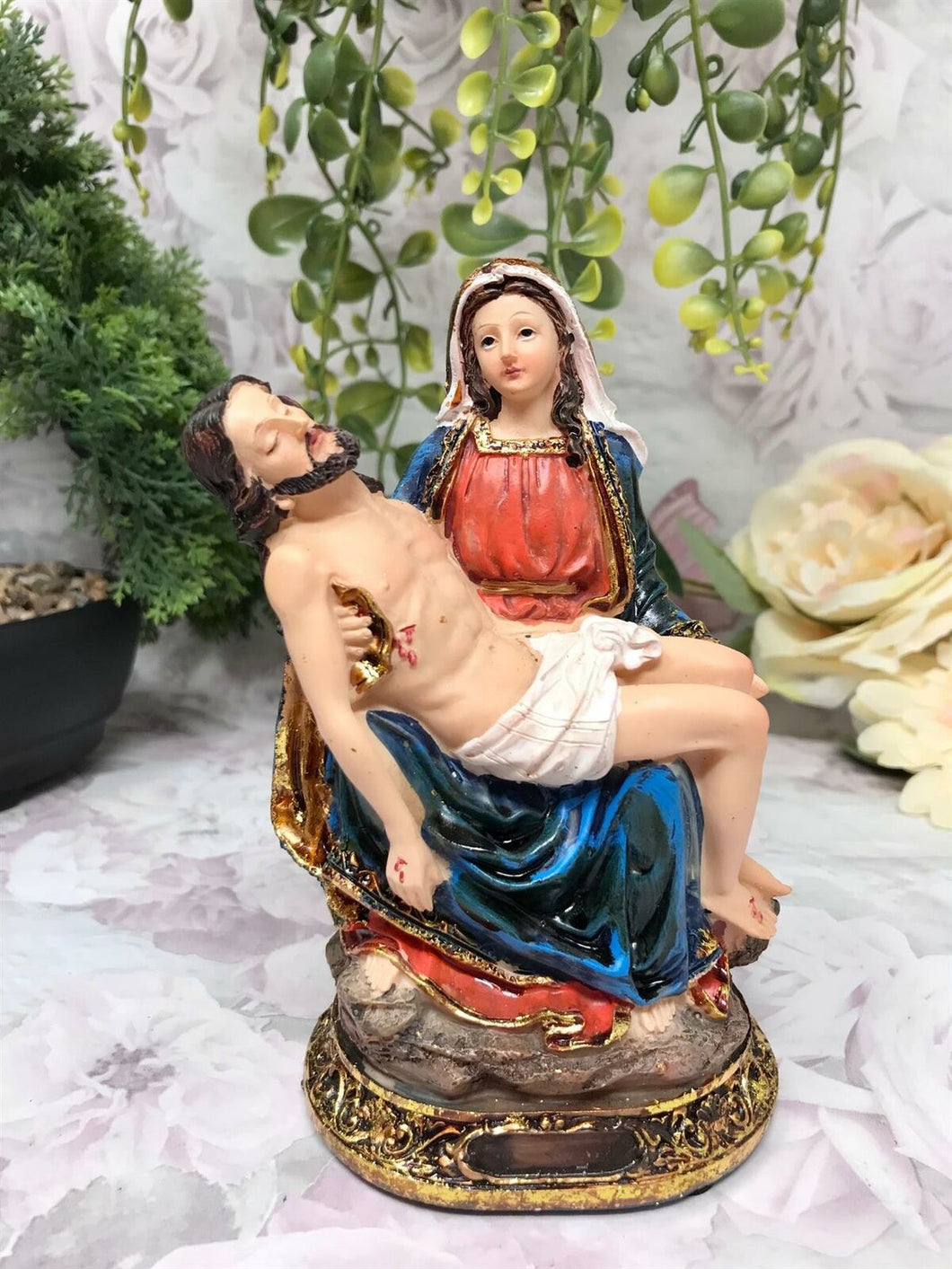 Pieta Statue Of The Virgin Mary Holding Jesus Religious Gift Ornament Sculpture