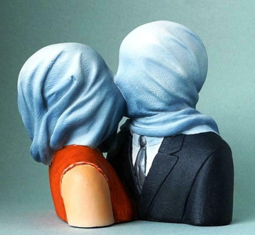 Art Sculpture The Lovers Magritte Statue Museum Reproduction