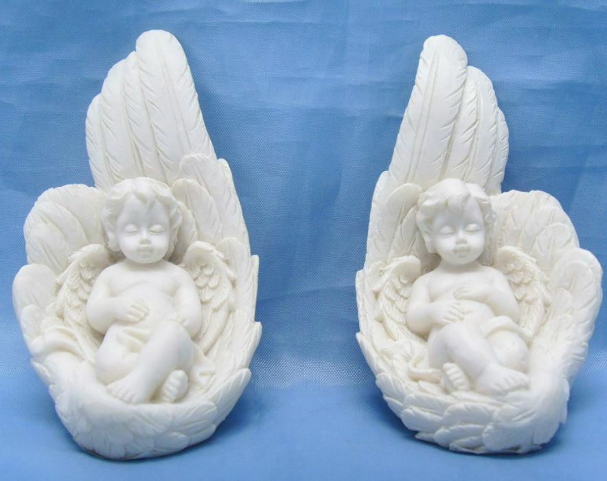 Pair of Guardian Angel Figurine Cherubs Resting in Feathers Ornament Sculpture