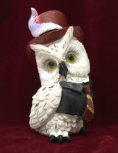 Laden Sie das Bild in den Galerie-Viewer, Comical Steampunk Owl Sculpture Figurine Home Decoration Statue Owls-OsirisTradingUK
