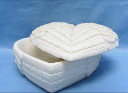 Beautiful Angel Wings Heart Shaped Box Keepsake Special Gift New Age Ornament-OsirisTradingUK