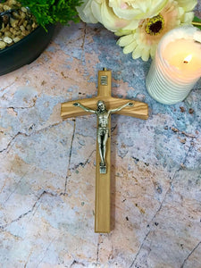 Olive Wood Crucifix Hanging Wall Cross Silver Metal Religious 15 cm-OsirisTradingUK