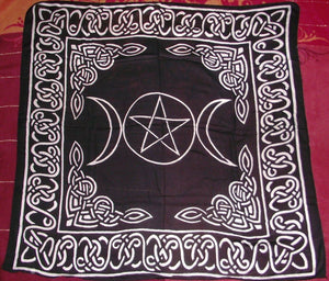 Triple Moon Pentagram Altar Tarot Cloth-OsirisTradingUK