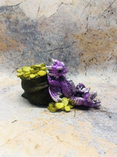 Charger l&#39;image dans la galerie, Purple Dragon Sculpture Fantasy Figurine Dragons Collection Made from Resin-OsirisTradingUK
